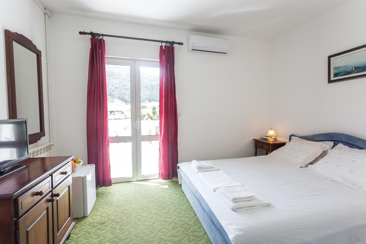 Hotel Jovana Budva Pokoj fotografie